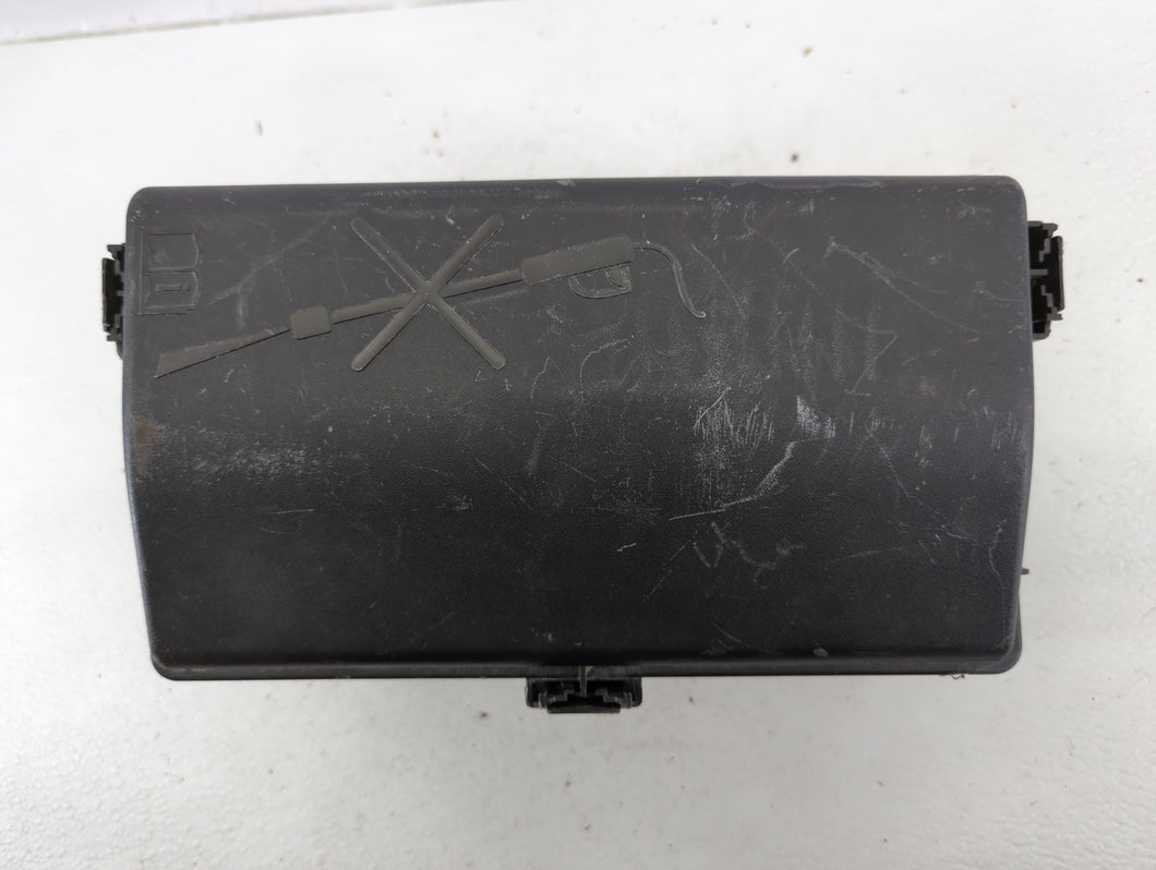 2011 Buick Regal Fusebox Fuse Box Panel Relay Module P/N:13275886_08 Fits OEM Used Auto Parts