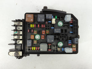 2016-2020 Buick Envision Fusebox Fuse Box Panel Relay Module P/N:84067158 Fits Fits 2016 2017 2018 2019 2020 OEM Used Auto Parts