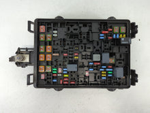 2019 Chevrolet Suburban 1500 Fusebox Fuse Box Panel Relay Module P/N:718845576 84114437 Fits Fits 2015 2016 2017 2018 2020 OEM Used Auto Parts