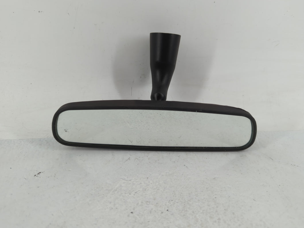 2018 Dodge Ram 1500 Interior Rear View Mirror Replacement OEM P/N:E11045617 68104884AE Fits Fits 2014 2015 2016 2017 2019 2020 OEM Used Auto Parts