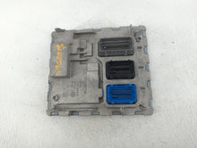 2020-2021 Chevrolet Malibu PCM Engine Control Computer ECU ECM PCU OEM P/N:12718932 12710140 Fits Fits 2020 2021 2022 OEM Used Auto Parts