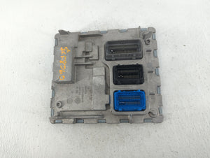 2020-2021 Chevrolet Malibu PCM Engine Control Computer ECU ECM PCU OEM P/N:12718932 12710140 Fits Fits 2020 2021 2022 OEM Used Auto Parts