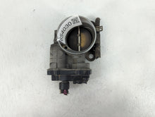 2003-2006 Chevrolet Avalanche 1500 Throttle Body P/N:>PBT-GF30< Fits Fits 2003 2004 2005 2006 2007 OEM Used Auto Parts