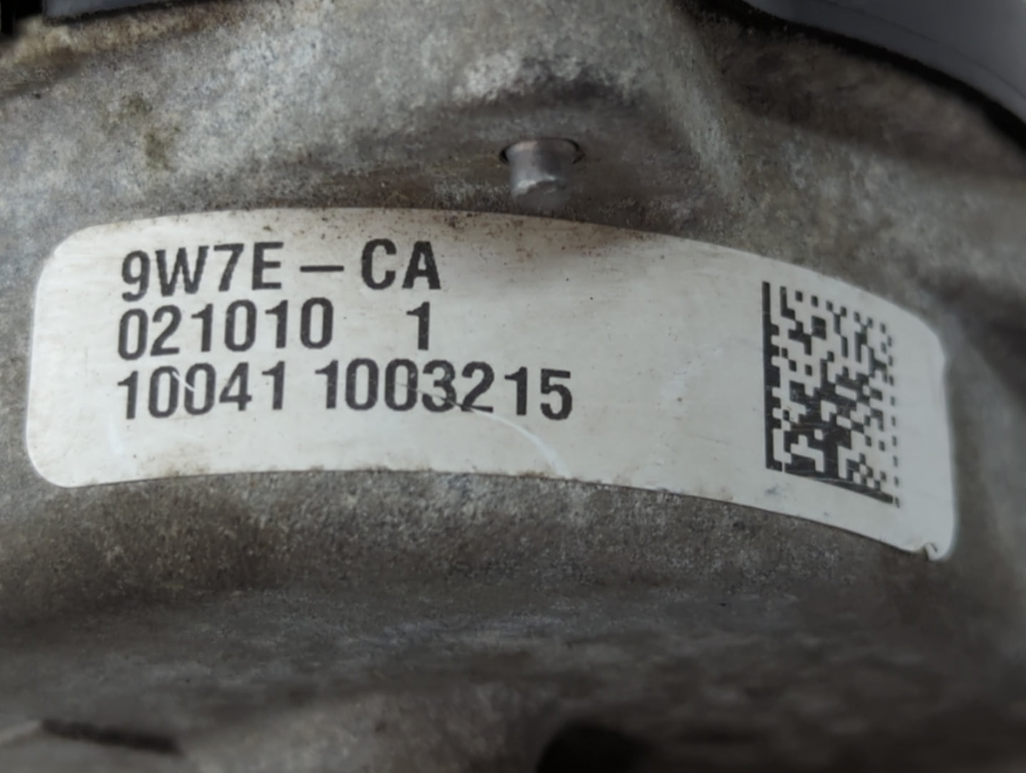 2010 Chrysler Town & Country Throttle Body P/N:021010 1 9W7E-CA Fits OEM Used Auto Parts - Oemusedautoparts1.com