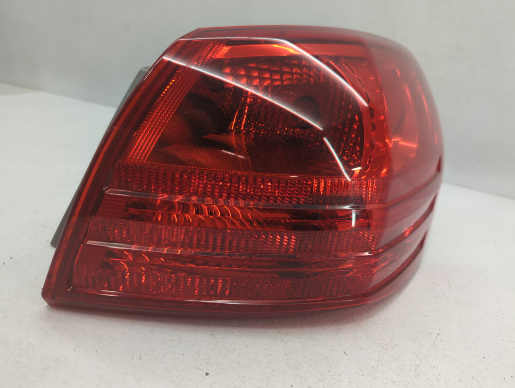 2008-2015 Nissan Rogue Tail Light Assembly Passenger Right OEM Fits Fits 2008 2009 2010 2011 2012 2013 2014 2015 OEM Used Auto Parts