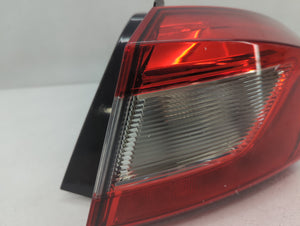 2017-2019 Chevrolet Cruze Tail Light Assembly Passenger Right OEM P/N:84332799 11-6927-00-1N Fits Fits 2017 2018 2019 OEM Used Auto Parts