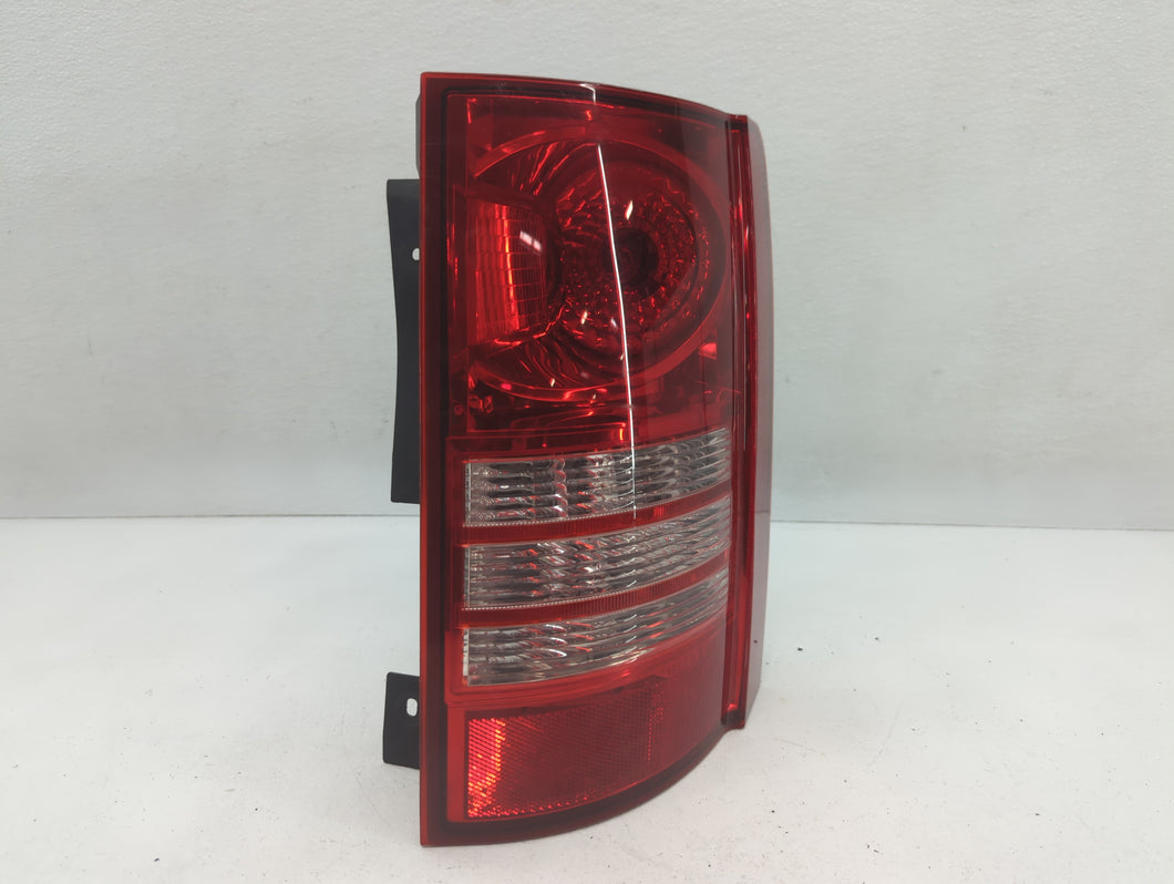 2008-2010 Chrysler Town & Country Tail Light Assembly Passenger Right OEM P/N:05113200AB Fits Fits 2008 2009 2010 OEM Used Auto Parts