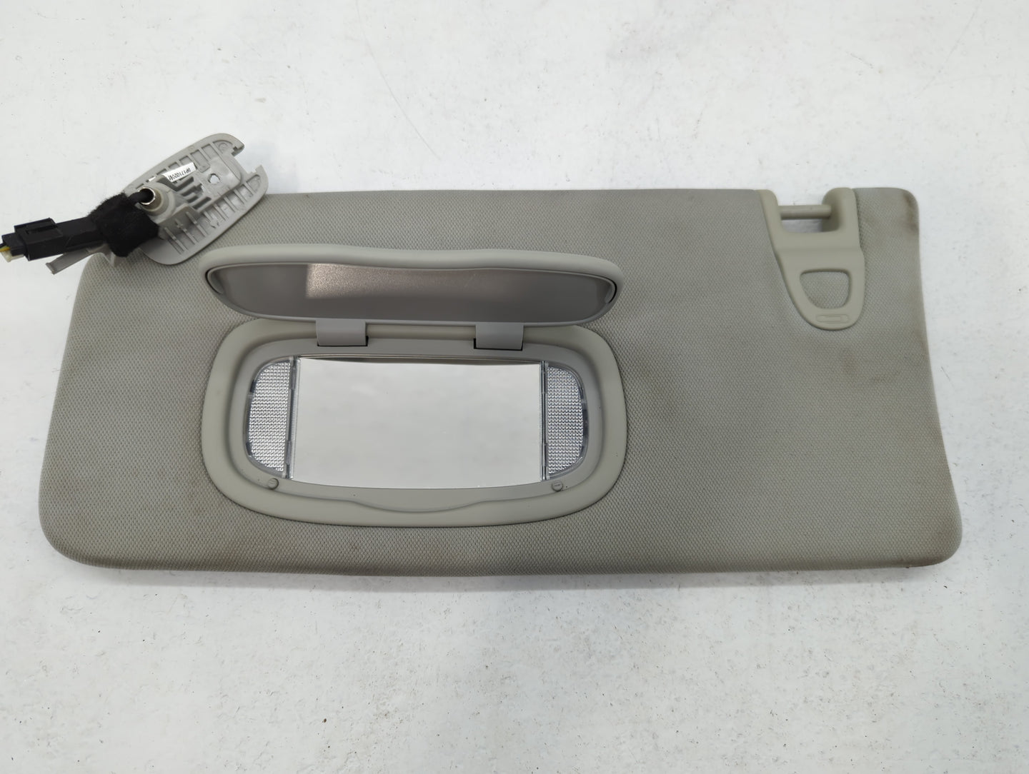 2018 Jeep Compass Sun Visor Shade Replacement Driver Left Mirror Fits OEM Used Auto Parts - Oemusedautoparts1.com