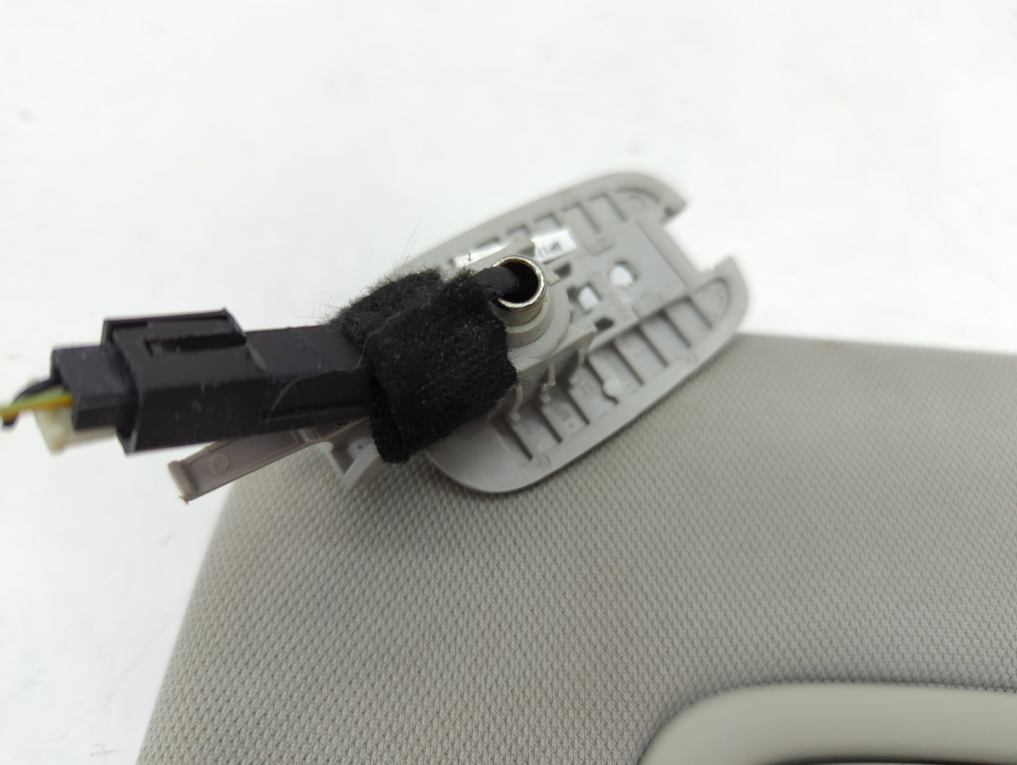 2018 Jeep Compass Sun Visor Shade Replacement Driver Left Mirror Fits OEM Used Auto Parts - Oemusedautoparts1.com