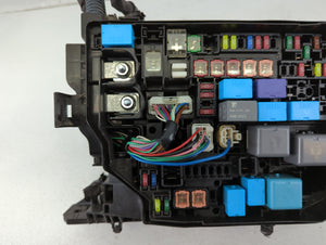 2014-2019 Toyota Corolla Fusebox Fuse Box Panel Relay Module P/N:82662-02660 Fits Fits 2014 2015 2016 2017 2018 2019 OEM Used Auto Parts