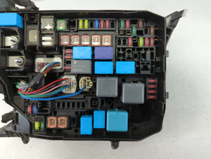 2014-2019 Toyota Corolla Fusebox Fuse Box Panel Relay Module P/N:82662-02660 Fits Fits 2014 2015 2016 2017 2018 2019 OEM Used Auto Parts