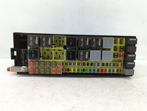 2010-2013 Land Rover Lr4 Fusebox Fuse Box Panel Relay Module P/N:CH22-14290-BB Fits Fits 2010 2011 2012 2013 OEM Used Auto Parts