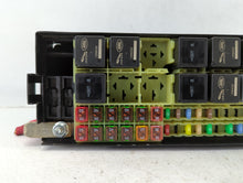 2010-2013 Land Rover Lr4 Fusebox Fuse Box Panel Relay Module P/N:CH22-14290-BB Fits Fits 2010 2011 2012 2013 OEM Used Auto Parts