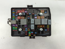 2019-2022 Chevrolet Silverado 1500 Fusebox Fuse Box Panel Relay Module Fits Fits 2019 2020 2021 2022 OEM Used Auto Parts