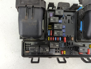 2017-2020 Lincoln Mkz Fusebox Fuse Box Panel Relay Module P/N:HG9T14D068BB-01 Fits Fits 2017 2018 2019 2020 OEM Used Auto Parts