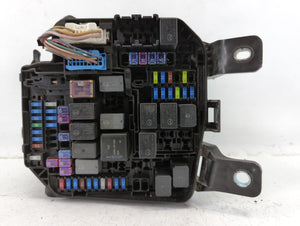 2020-2022 Mazda Cx-30 Fusebox Fuse Box Panel Relay Module P/N:5676 YA1 BCKA-66767 K7005 Fits Fits 2020 2021 2022 OEM Used Auto Parts