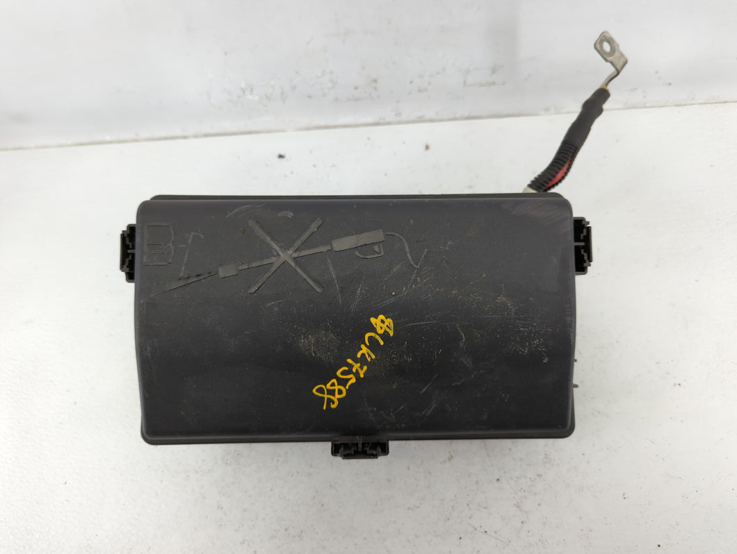 2014-2016 Cadillac Srx Fusebox Fuse Box Panel Relay Module P/N:22863131_01 Fits Fits 2014 2015 2016 OEM Used Auto Parts