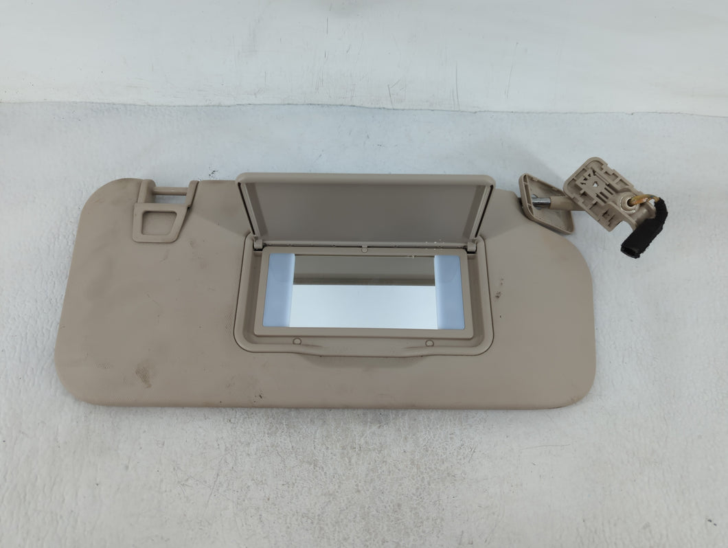 2020 Ford Escape Sun Visor Shade Replacement Passenger Right Mirror Fits OEM Used Auto Parts