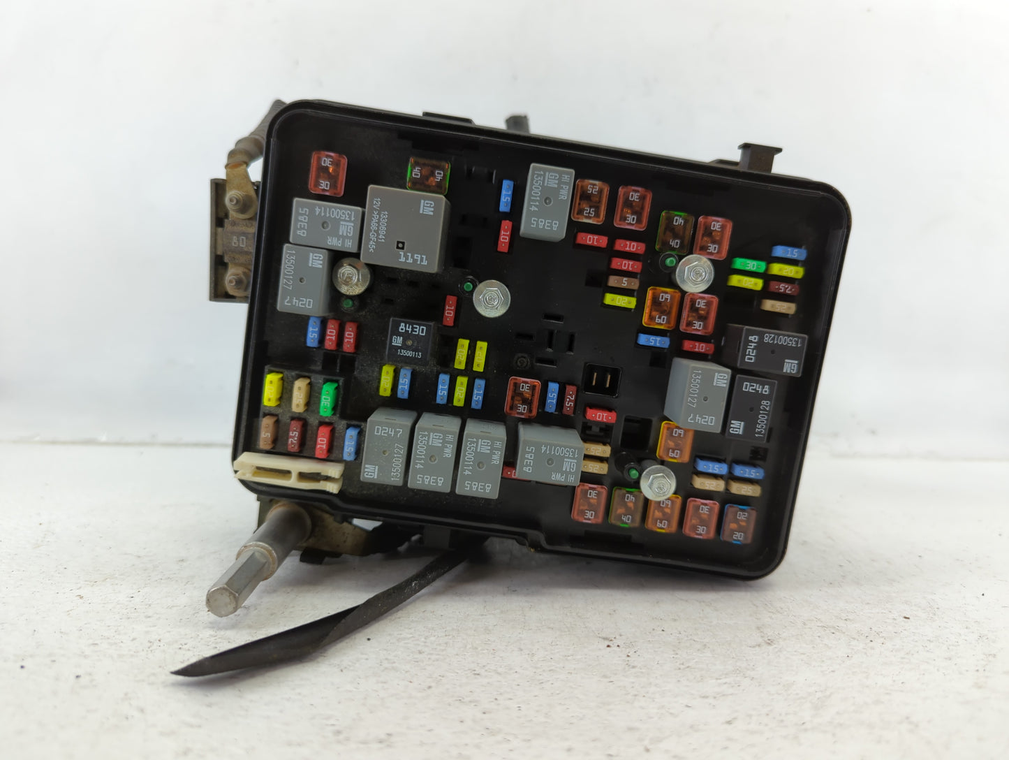 2011 Gmc Terrain Fusebox Fuse Box Panel Relay Module P/N:20899629-02 Fits OEM Used Auto Parts - Oemusedautoparts1.com