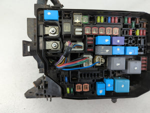 2014-2019 Toyota Corolla Fusebox Fuse Box Panel Relay Module P/N:82662-02660 Fits Fits 2014 2015 2016 2017 2018 2019 OEM Used Auto Parts