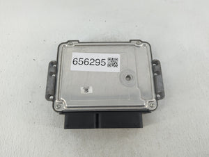 2013-2018 Ford Focus PCM Engine Control Computer ECU ECM PCU OEM P/N:FM5A-12A650-ADB 0 261 S12 874 Fits OEM Used Auto Parts