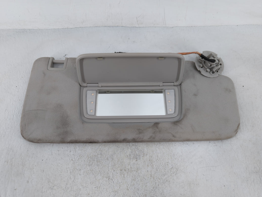 2018-2022 Chevrolet Traverse Sun Visor Shade Replacement Passenger Right Mirror Fits Fits 2018 2019 2020 2021 2022 OEM Used Auto Parts