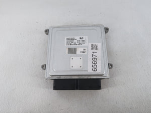 2014-2016 Hyundai Elantra PCM Engine Control Computer ECU ECM PCU OEM P/N:39103-2EML6 39102-2EML6 Fits Fits 2014 2015 2016 OEM Used Auto Parts