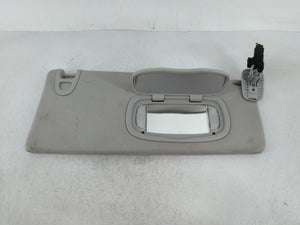 2019-2022 Jeep Cherokee Sun Visor Shade Replacement Passenger Right Mirror Fits Fits 2019 2020 2021 2022 OEM Used Auto Parts