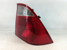 2005-2007 Ford Focus Tail Light Assembly Passenger Right OEM P/N:5S4X-13404-A 5S43-13B504-A Fits Fits 2005 2006 2007 OEM Used Auto Parts