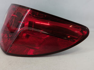 2007-2008 Chrysler Sebring Tail Light Assembly Passenger Right OEM P/N:05303988AD 05303986AD Fits Fits 2007 2008 OEM Used Auto Parts