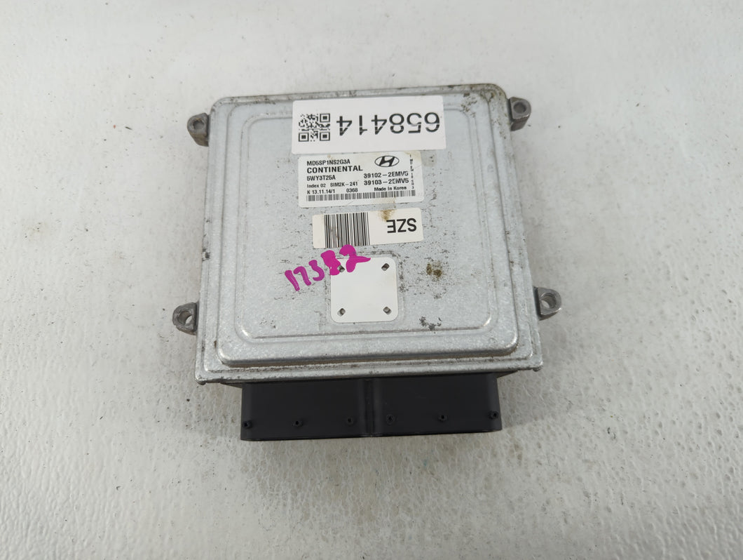 2015 Hyundai Elantra PCM Engine Control Computer ECU ECM PCU OEM P/N:39103-2EMV5 39102-2EMV5 Fits OEM Used Auto Parts