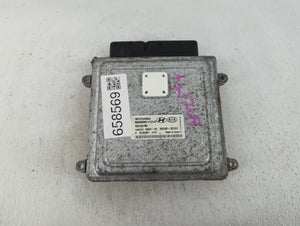 2006-2008 Hyundai Sonata PCM Engine Control Computer ECU ECM PCU OEM P/N:39100-25131 5WY4279B Fits Fits 2006 2007 2008 OEM Used Auto Parts