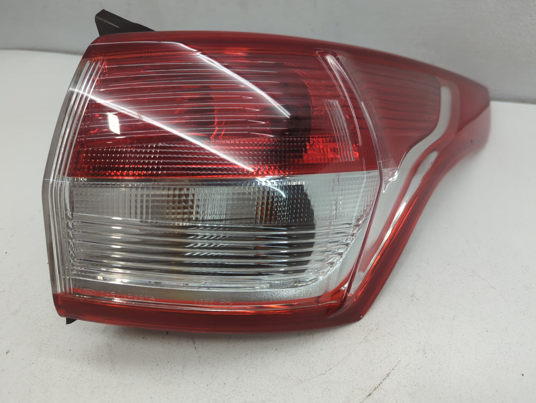 2013-2016 Ford Escape Tail Light Assembly Passenger Right OEM P/N:CJ54-13404-A Fits Fits 2013 2014 2015 2016 OEM Used Auto Parts