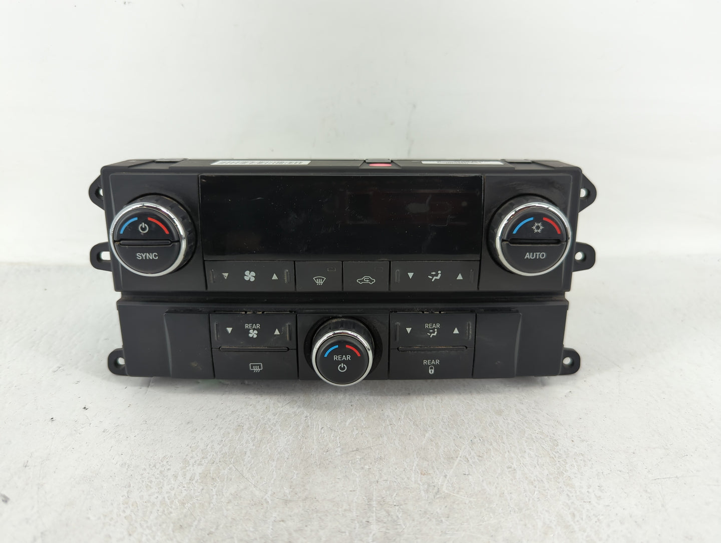 2009 Dodge Journey Climate Control Module Temperature AC/Heater Replacement P/N:P55111894AE Fits OEM Used Auto Parts - Oemusedautoparts1.com