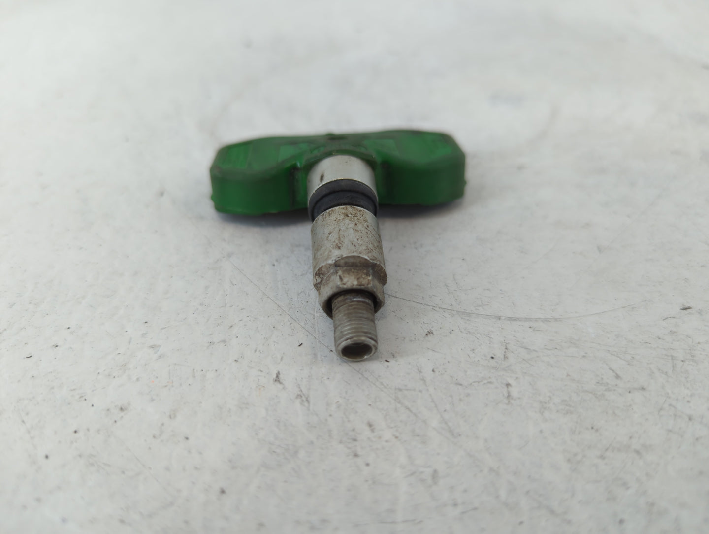 2013 Cadillac Cts Tire Pressure Monitoring System Sensor Tpms - Oemusedautoparts1.com