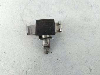 compare product 2004 Ford Expedition Tire Pressure Monitoring System Sensor Tpms