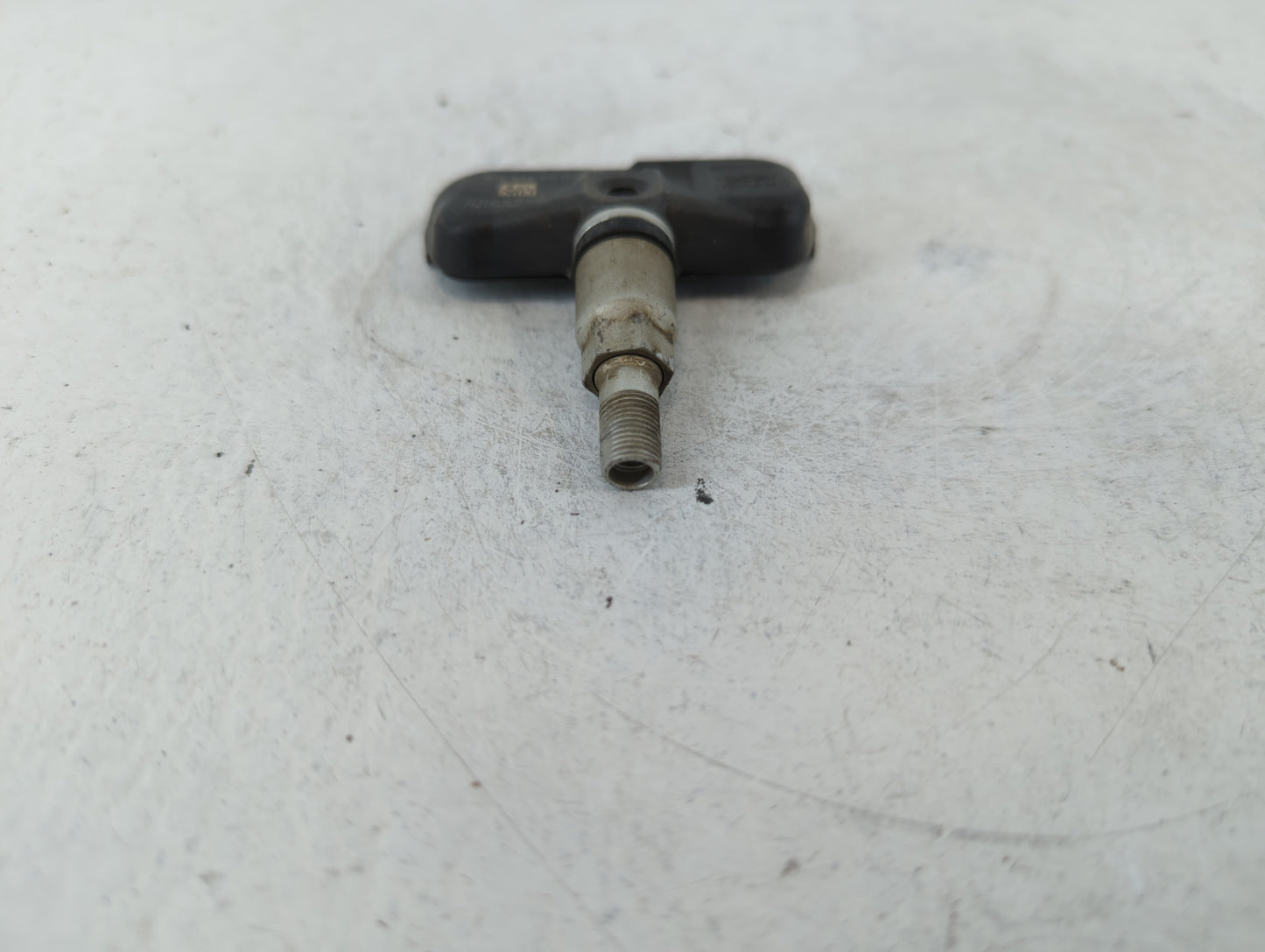 2013 Toyota Highlander Tire Pressure Monitoring System Sensor Tpms - Oemusedautoparts1.com
