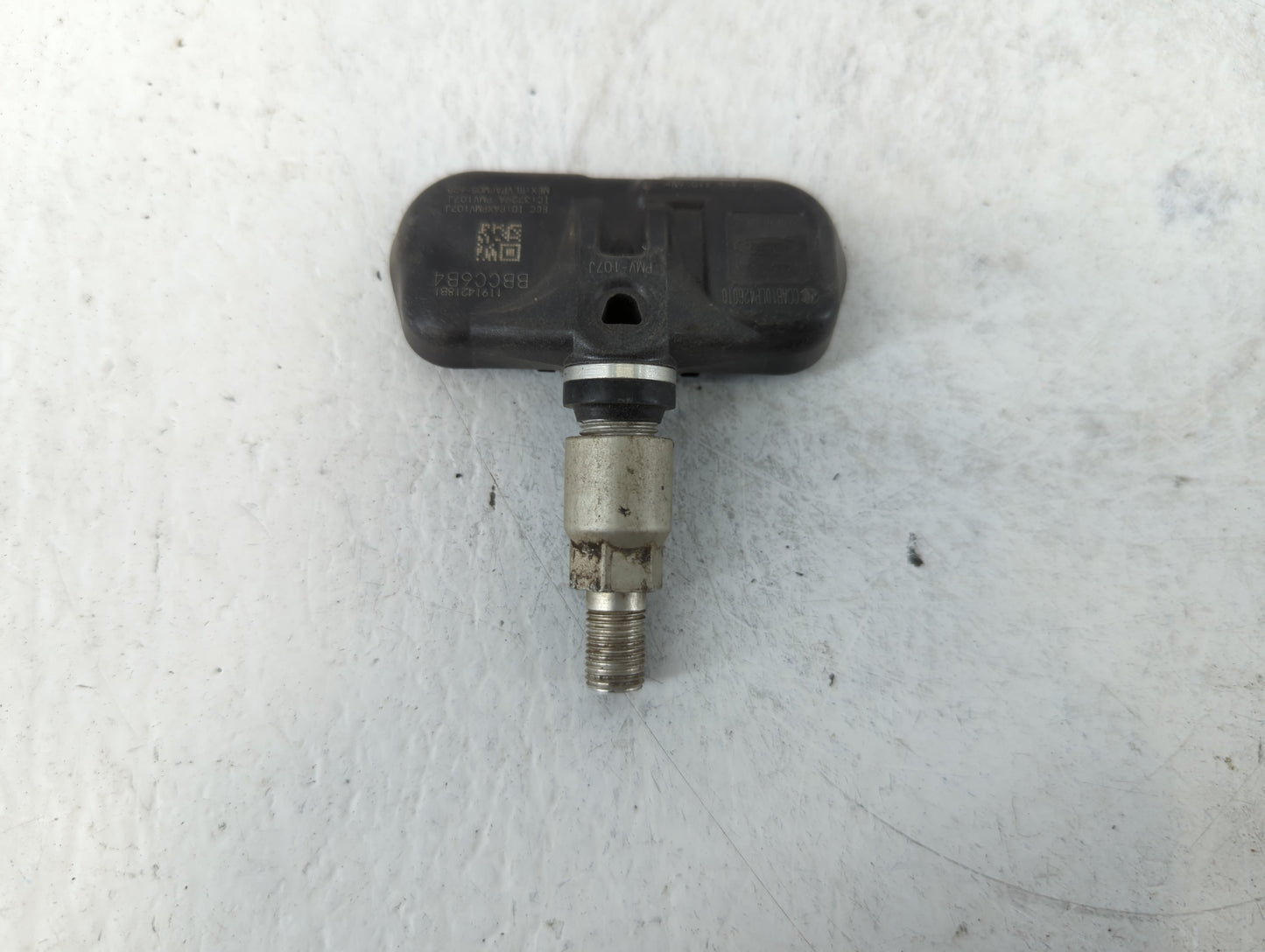 2013 Toyota Highlander Tire Pressure Monitoring System Sensor Tpms - Oemusedautoparts1.com