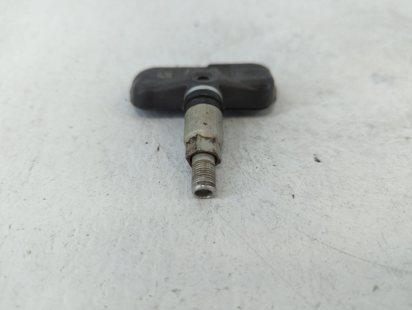 2013 Toyota Highlander Tire Pressure Monitoring System Sensor Tpms - Oemusedautoparts1.com