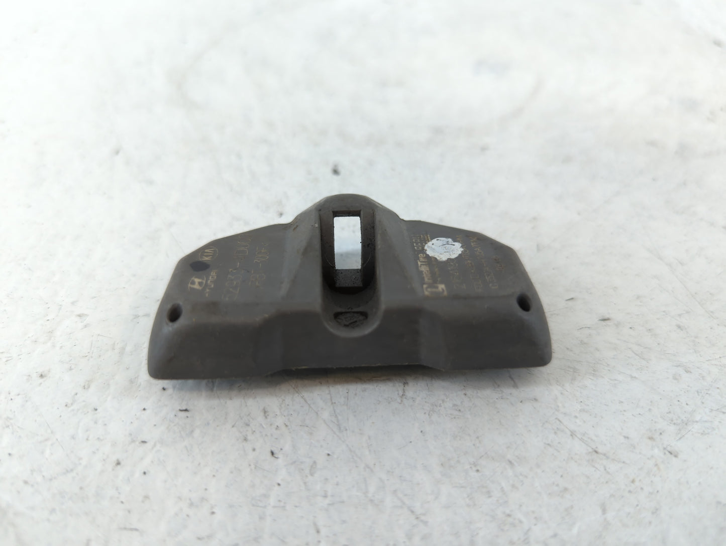 2008 Kia Sedona Tire Pressure Monitoring System Sensor Tpms - Oemusedautoparts1.com