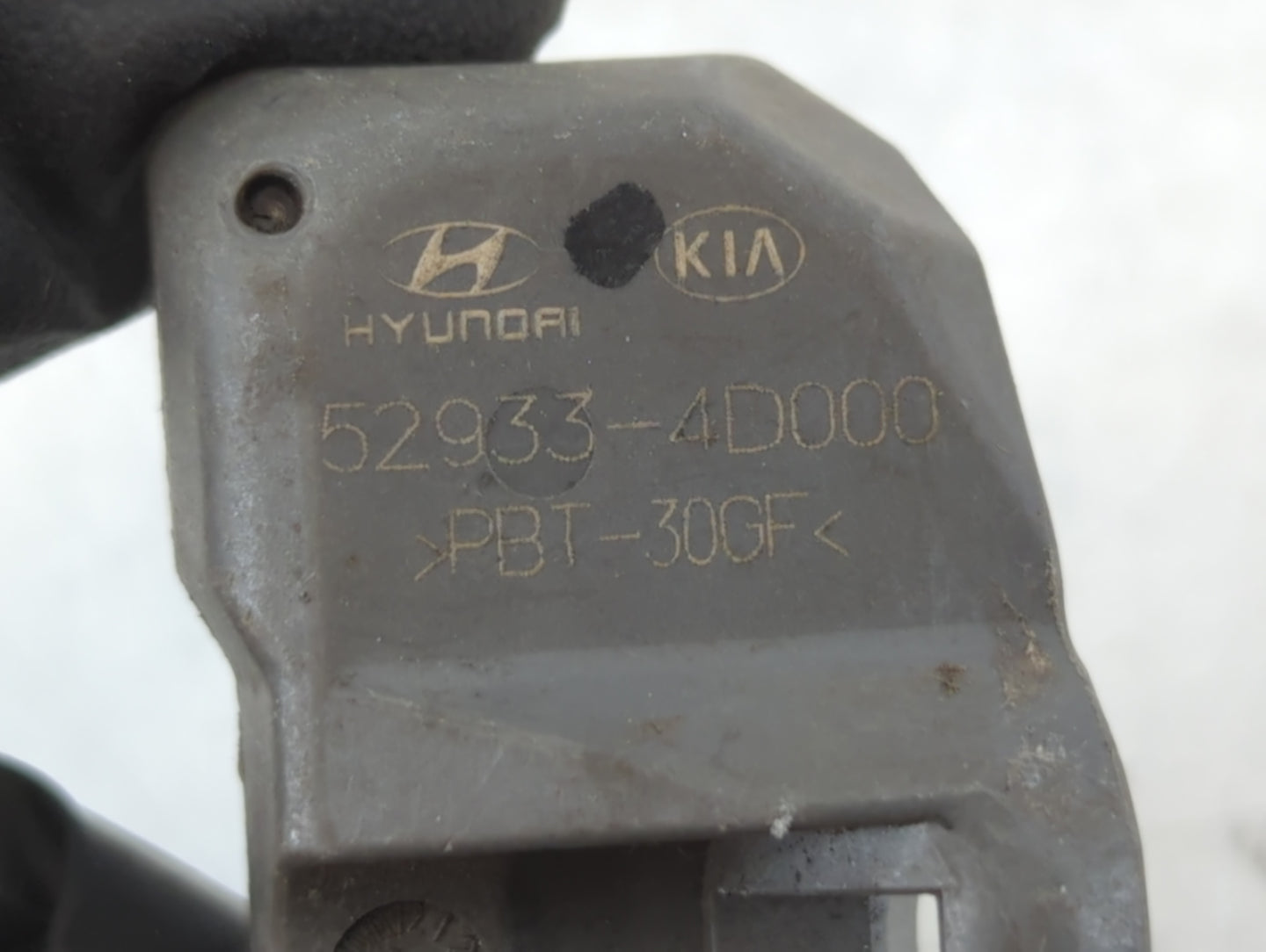 2008 Kia Sedona Tire Pressure Monitoring System Sensor Tpms - Oemusedautoparts1.com