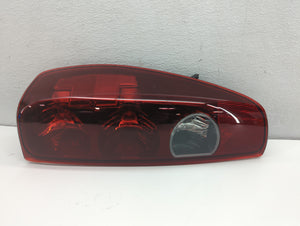 2004-2012 Gmc Canyon Tail Light Assembly Passenger Right OEM P/N:16530352 GM327-U000R Fits OEM Used Auto Parts