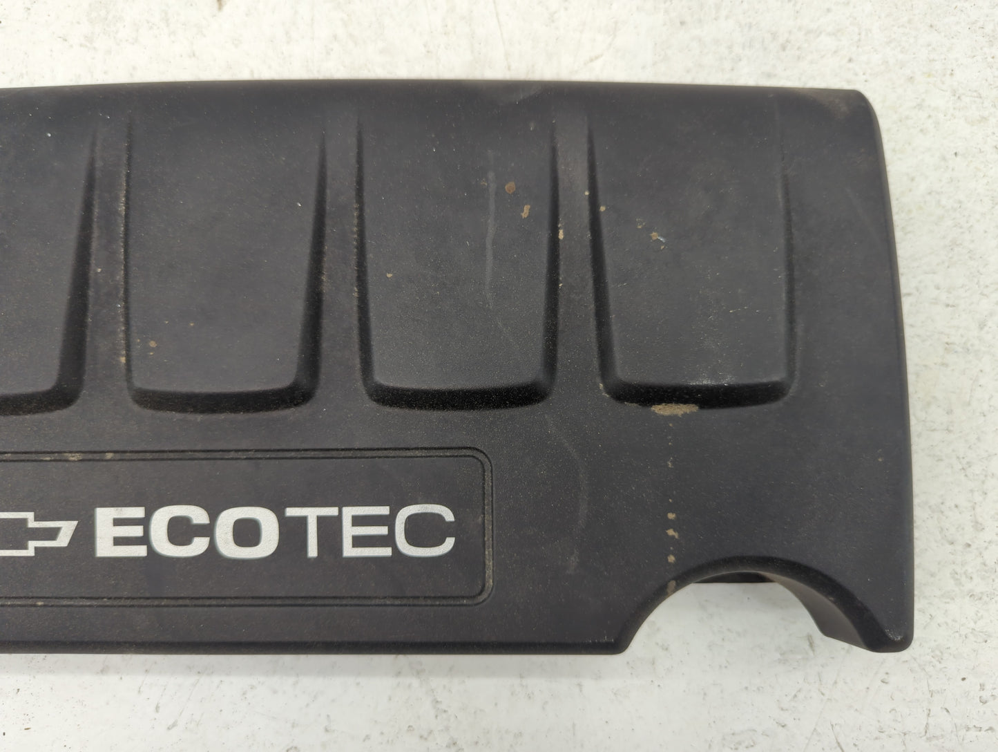 2012 Chevrolet Cruze Engine Cover - Oemusedautoparts1.com