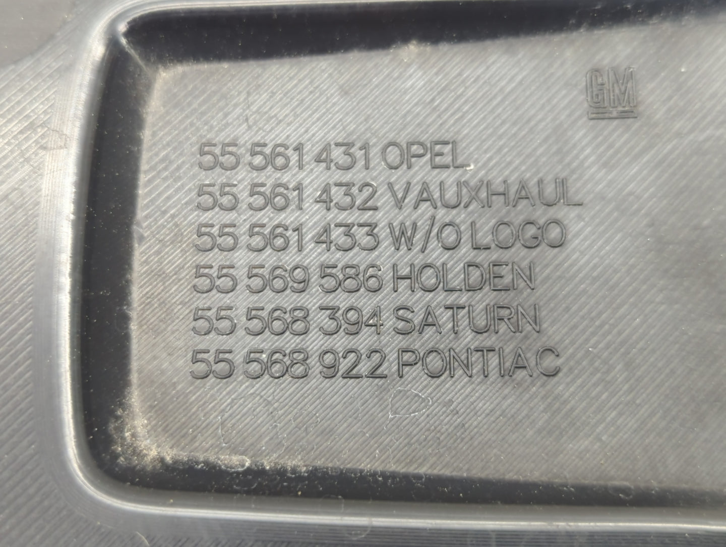 2012 Chevrolet Cruze Engine Cover - Oemusedautoparts1.com