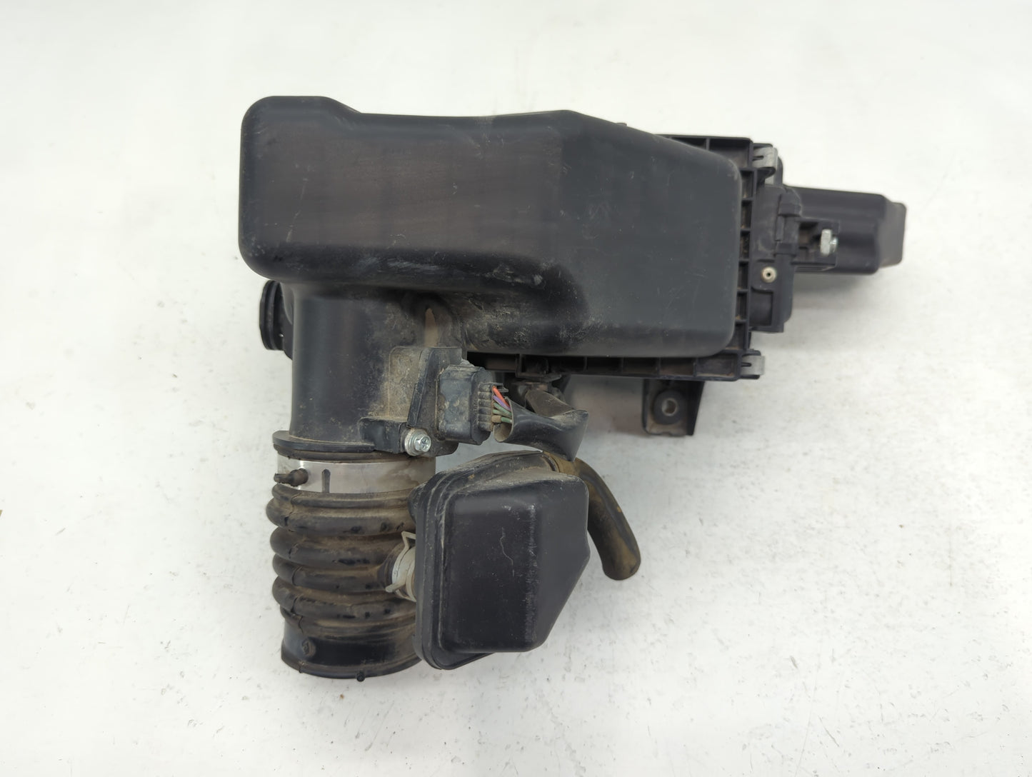2015 Nissan Rogue Air Cleaner Intake-duct Hose Tube - Oemusedautoparts1.com