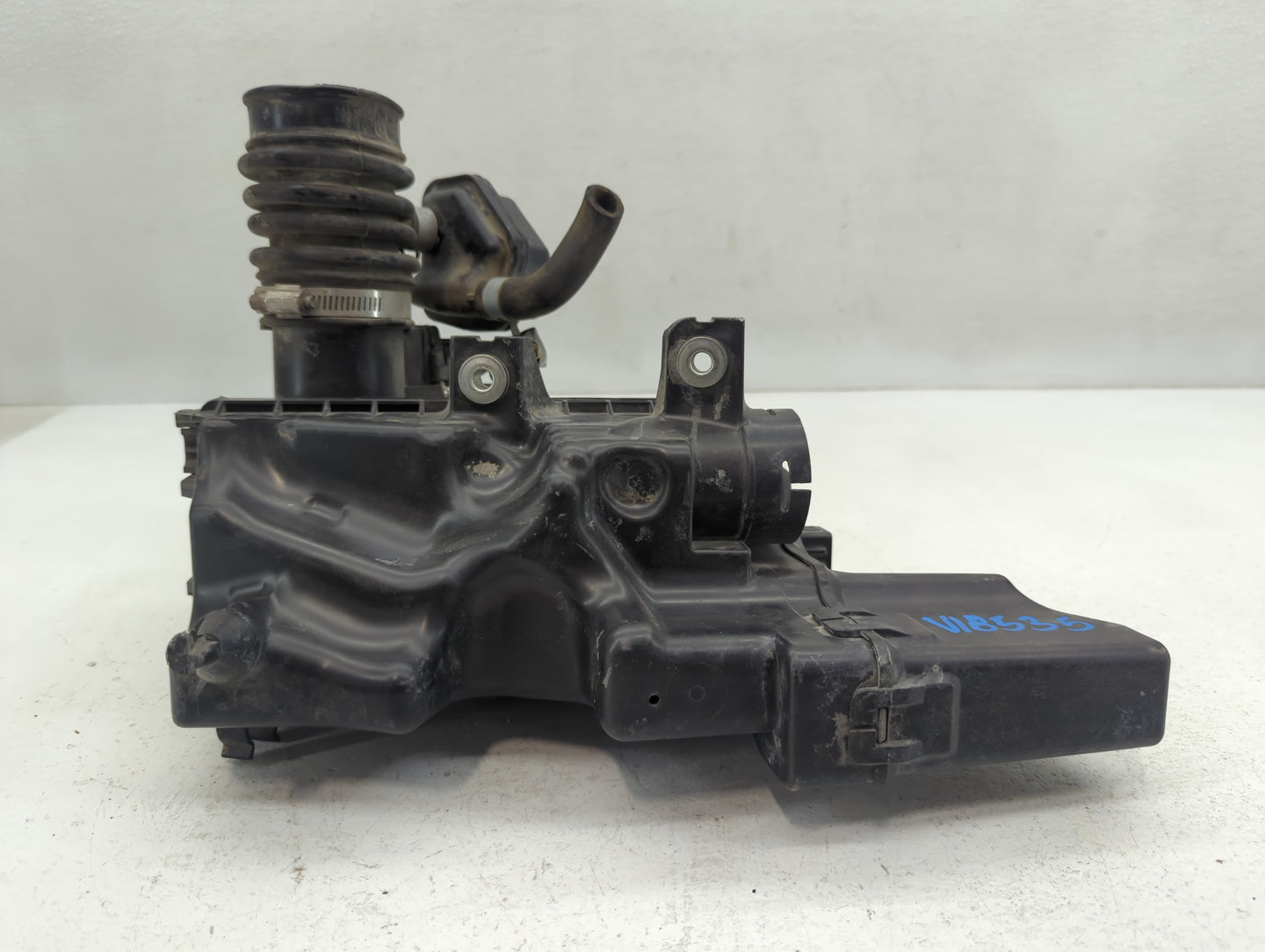 2015 Nissan Rogue Air Cleaner Intake-duct Hose Tube - Oemusedautoparts1.com