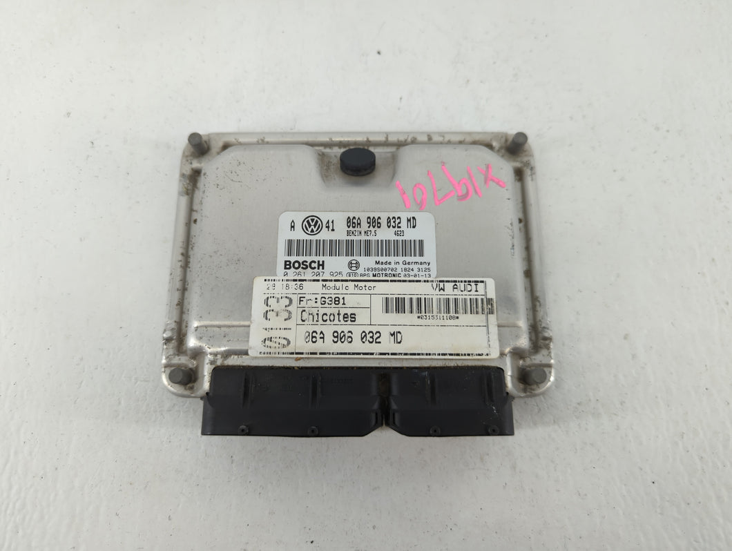 2003 Volkswagen Golf PCM Engine Control Computer ECU ECM PCU OEM P/N:06A 906 032 MD Fits Fits 2004 OEM Used Auto Parts