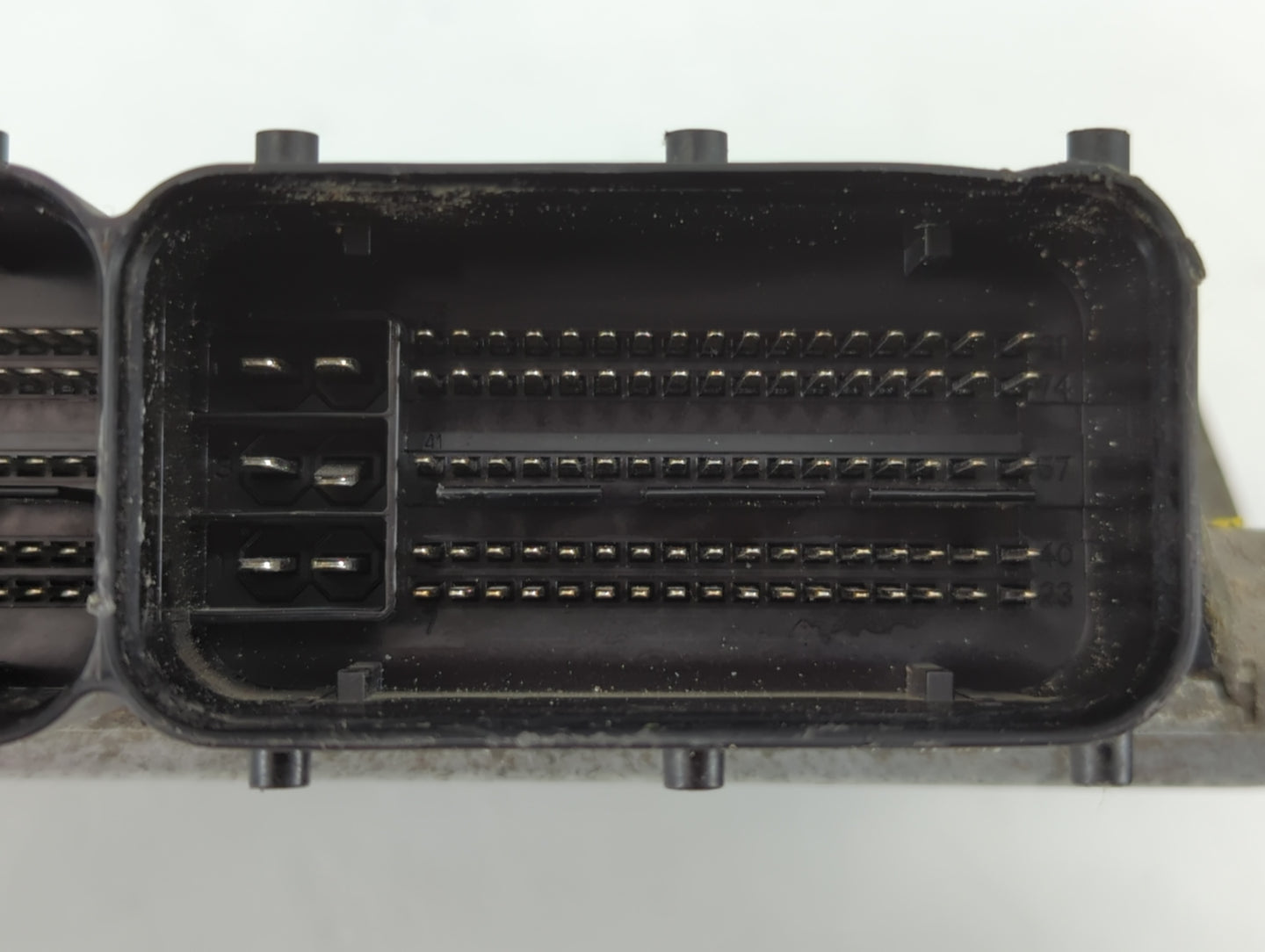 2013 Hyundai Santa Fe PCM Engine Control Computer ECU ECM PCU OEM P/N:39130-2GAE5 Fits OEM Used Auto Parts - Oemusedautoparts1.com