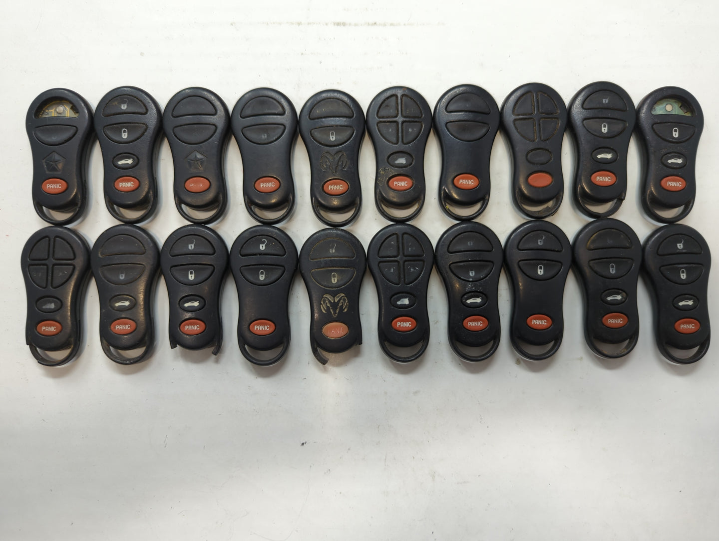 Lot of 20 Dodge Keyless Entry Remote Fob GQ43VT18T | GQ43VTI7T - Oemusedautoparts1.com