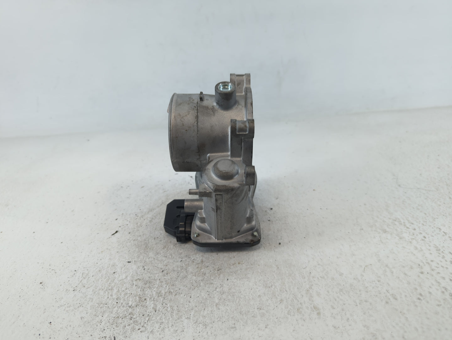 2022 Mazda Cx-30 Throttle Body Fits OEM Used Auto Parts - Oemusedautoparts1.com